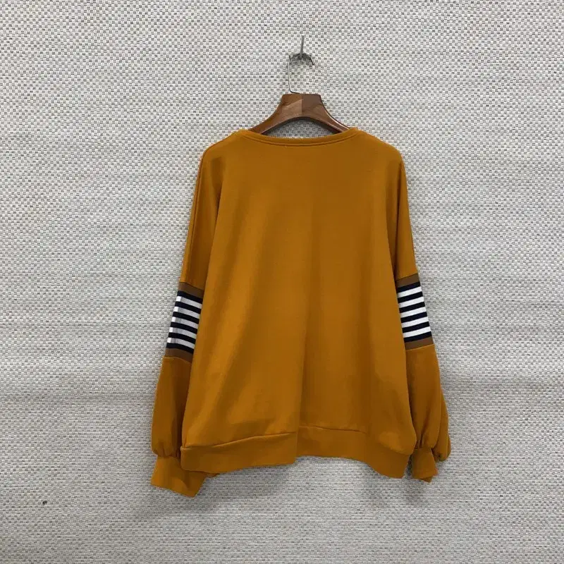 자라 ZARA 벌룬핏 가오리핏 캐쥬얼 맨투맨 95 K06599