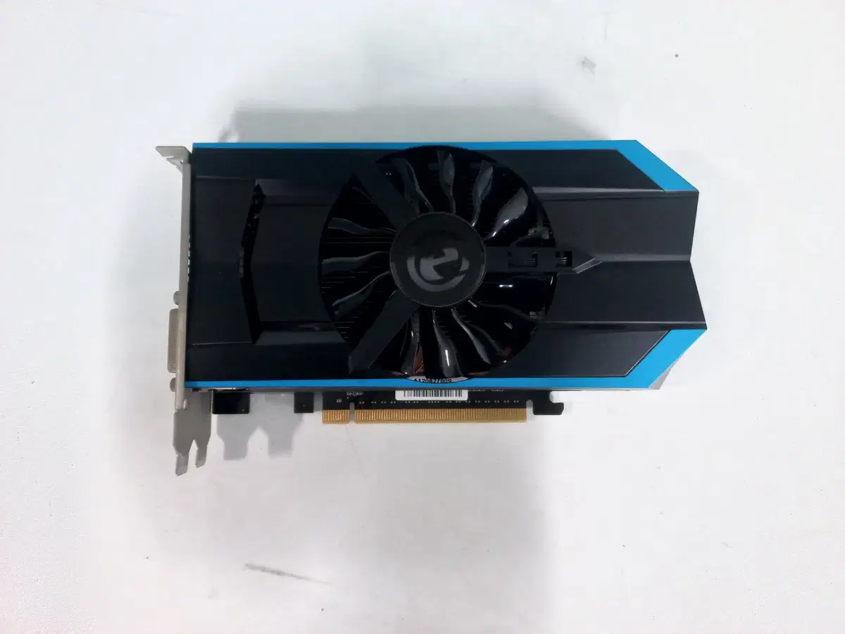 이엠텍 지포스 GTX660 MAXX D5 2GB