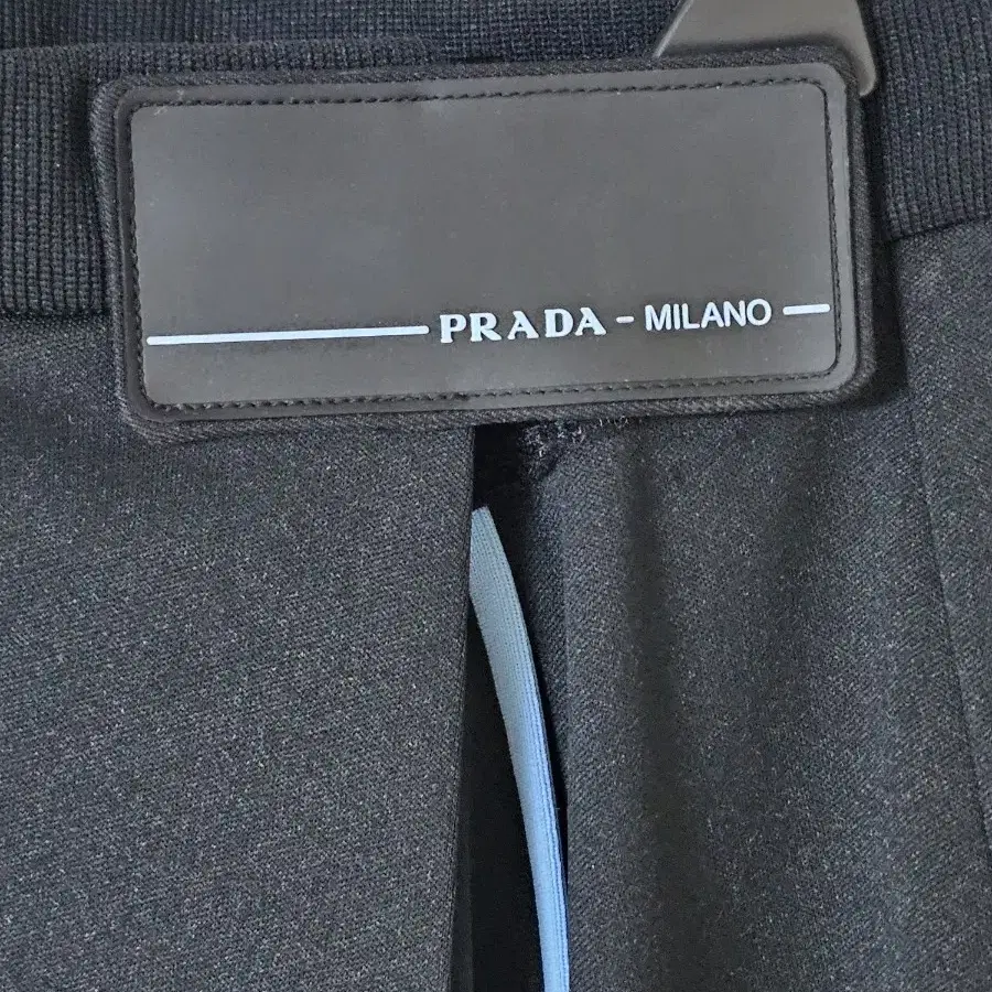 PRADA(프라다) 랩 스커트 (롱기장) 40,m 사이즈