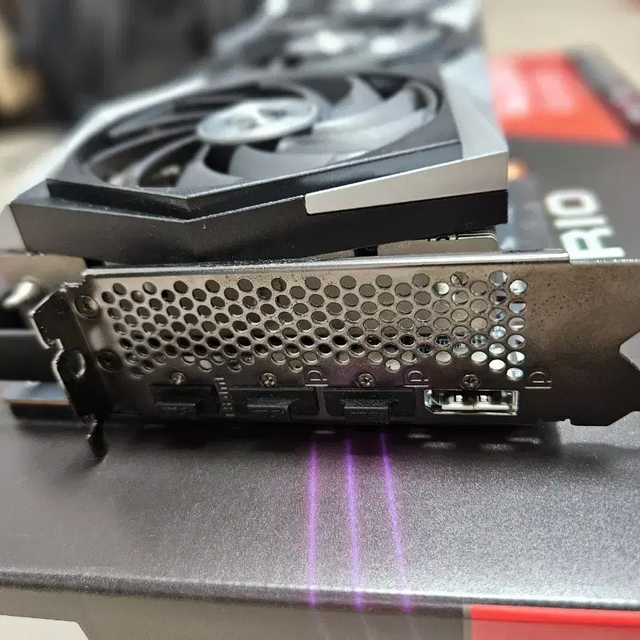 msi 라데온 RX6800 게이밍X 트리오