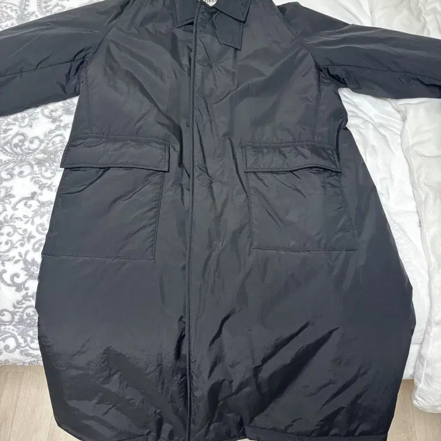 어나더오피스 Voyager Insulation Coat 패딩 코트