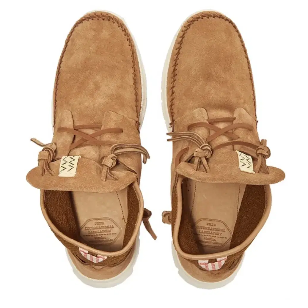 [US10] VISVIM UTE Moc Folk 카멜 비즈빔