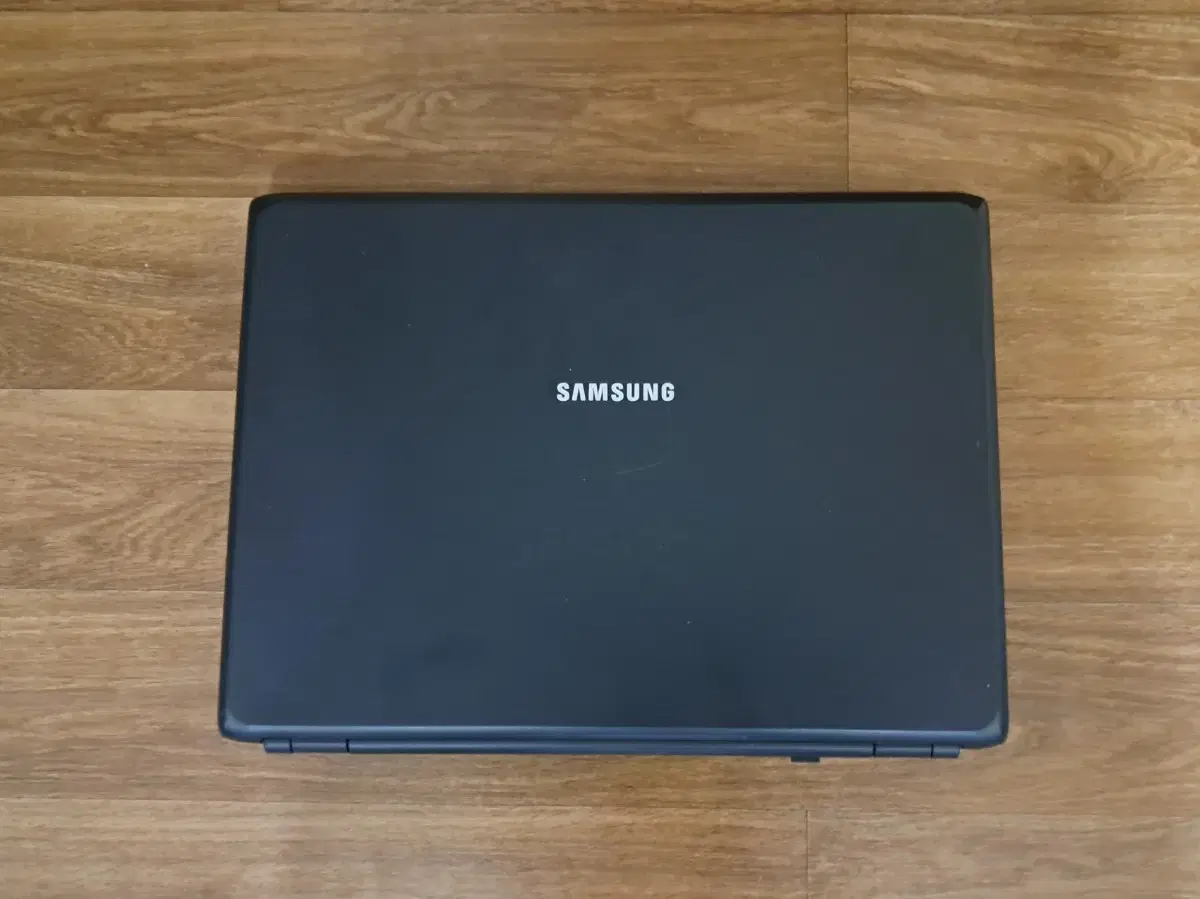 삼성 15.4" 노트북 4GB, HDD250GB, WINDOW10