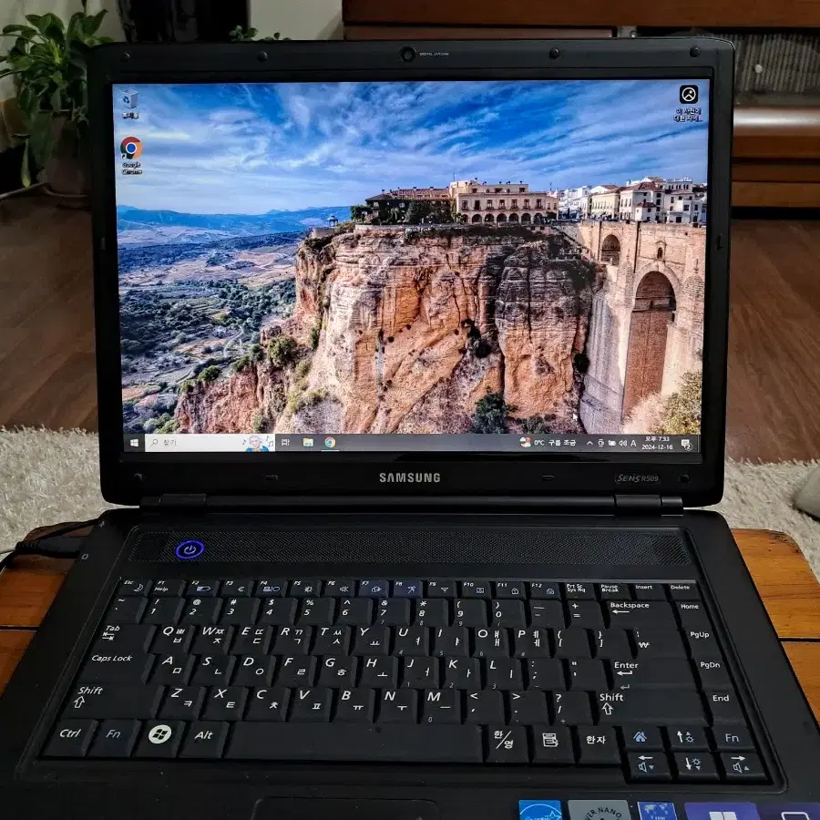 삼성 15.4" 노트북 4GB, HDD250GB, WINDOW10