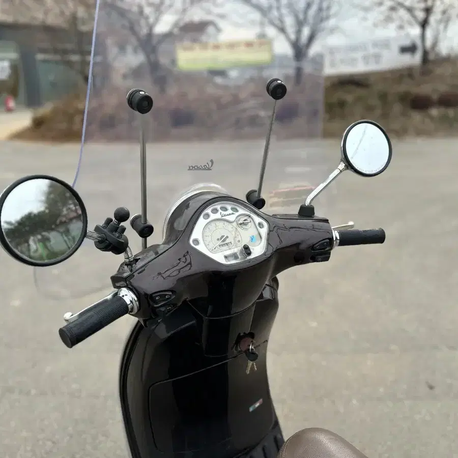 베스파 lx125 2012년 6천km 75만원 초급매 때립니다