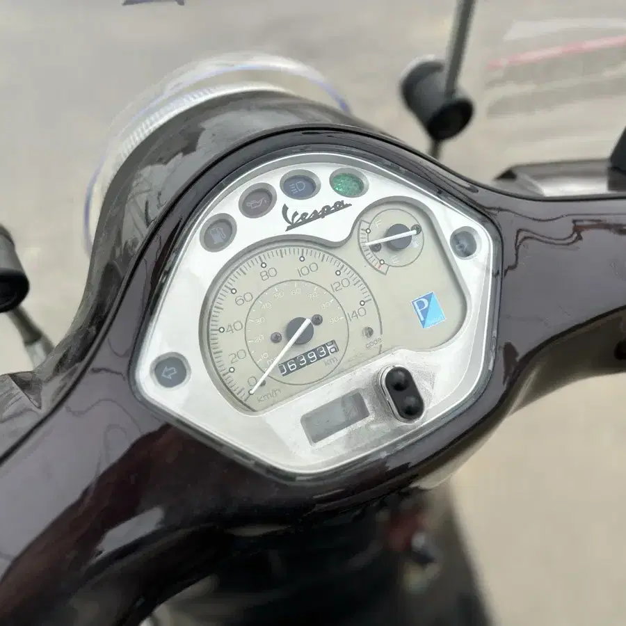 베스파 lx125 2012년 6천km 75만원 초급매 때립니다