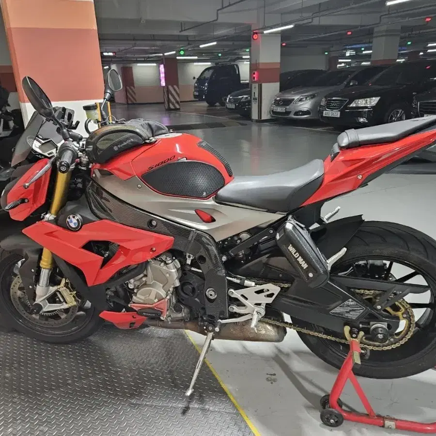 BMW S1000r. 15년식 팝니다 관리굿