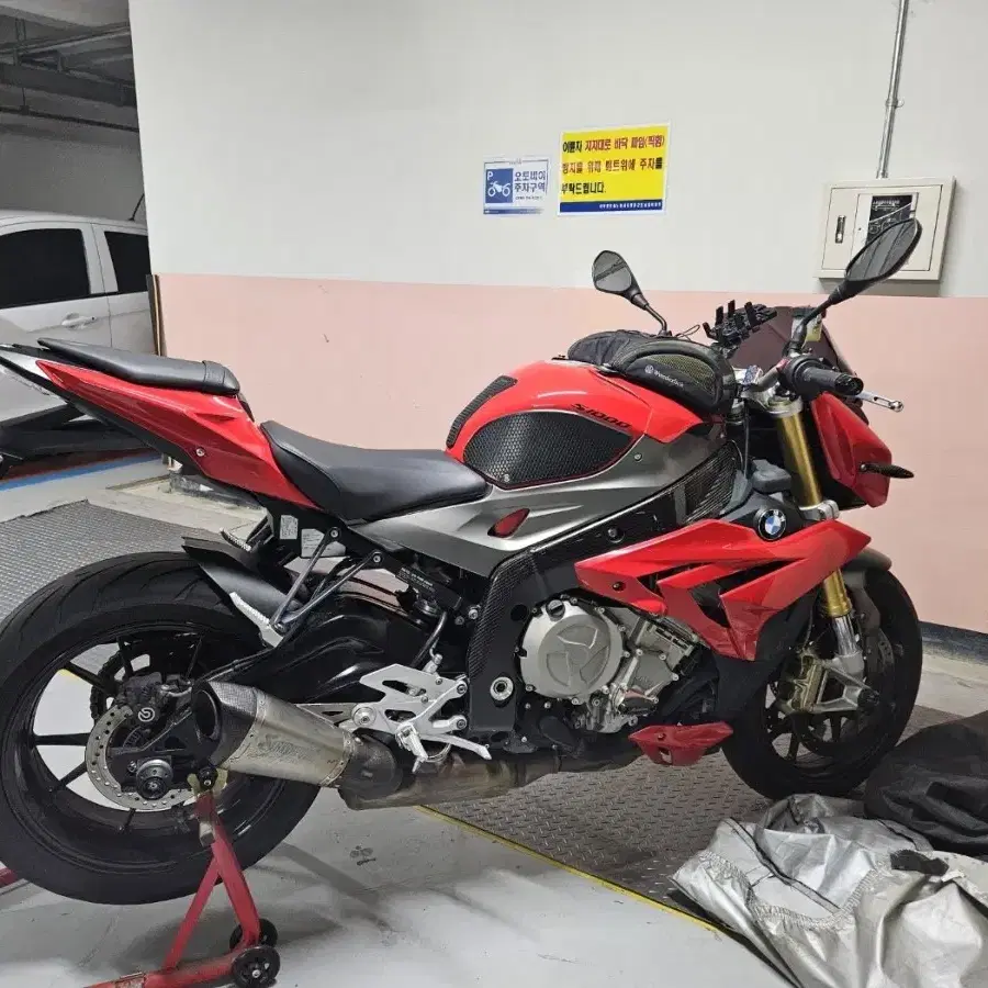 BMW S1000r. 15년식 팝니다 관리굿