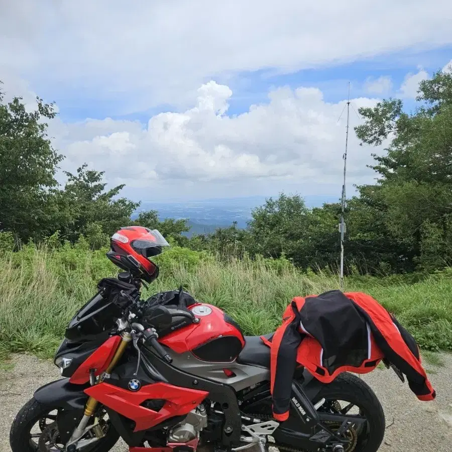 BMW S1000r. 15년식 팝니다 관리굿