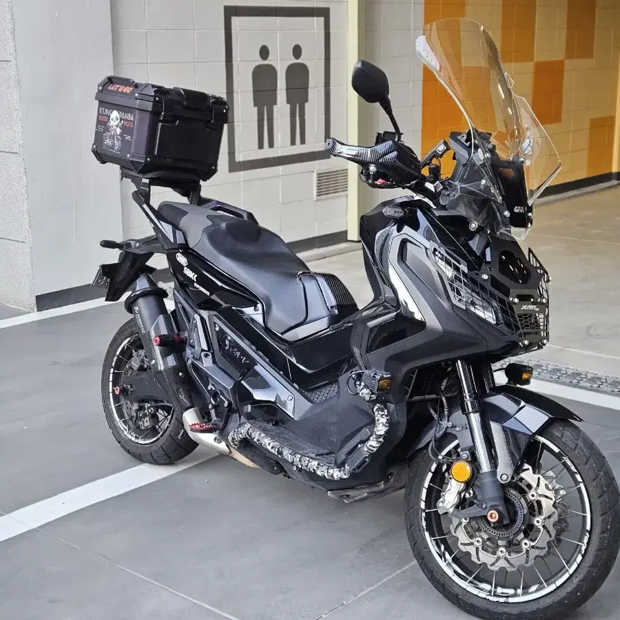 X-ADV750 올블랙 급처or트라이엄프 대차