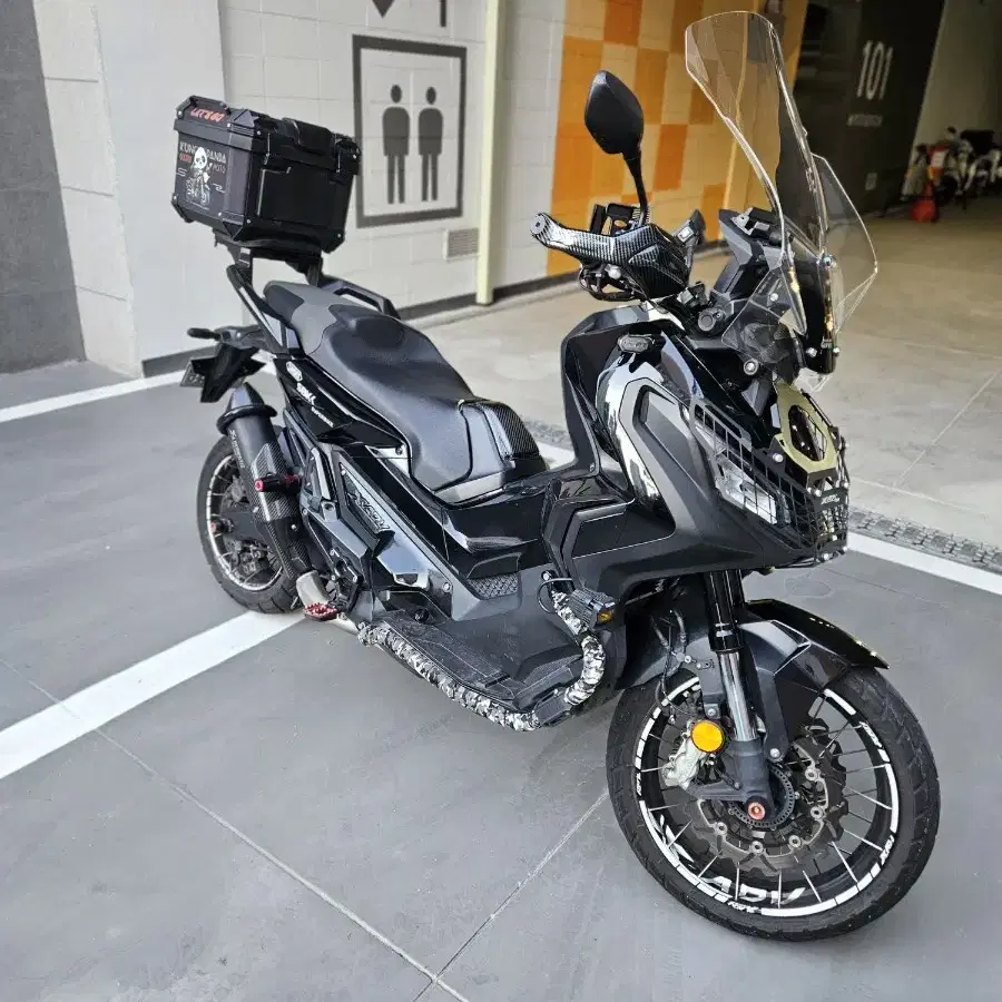 X-ADV750 올블랙)