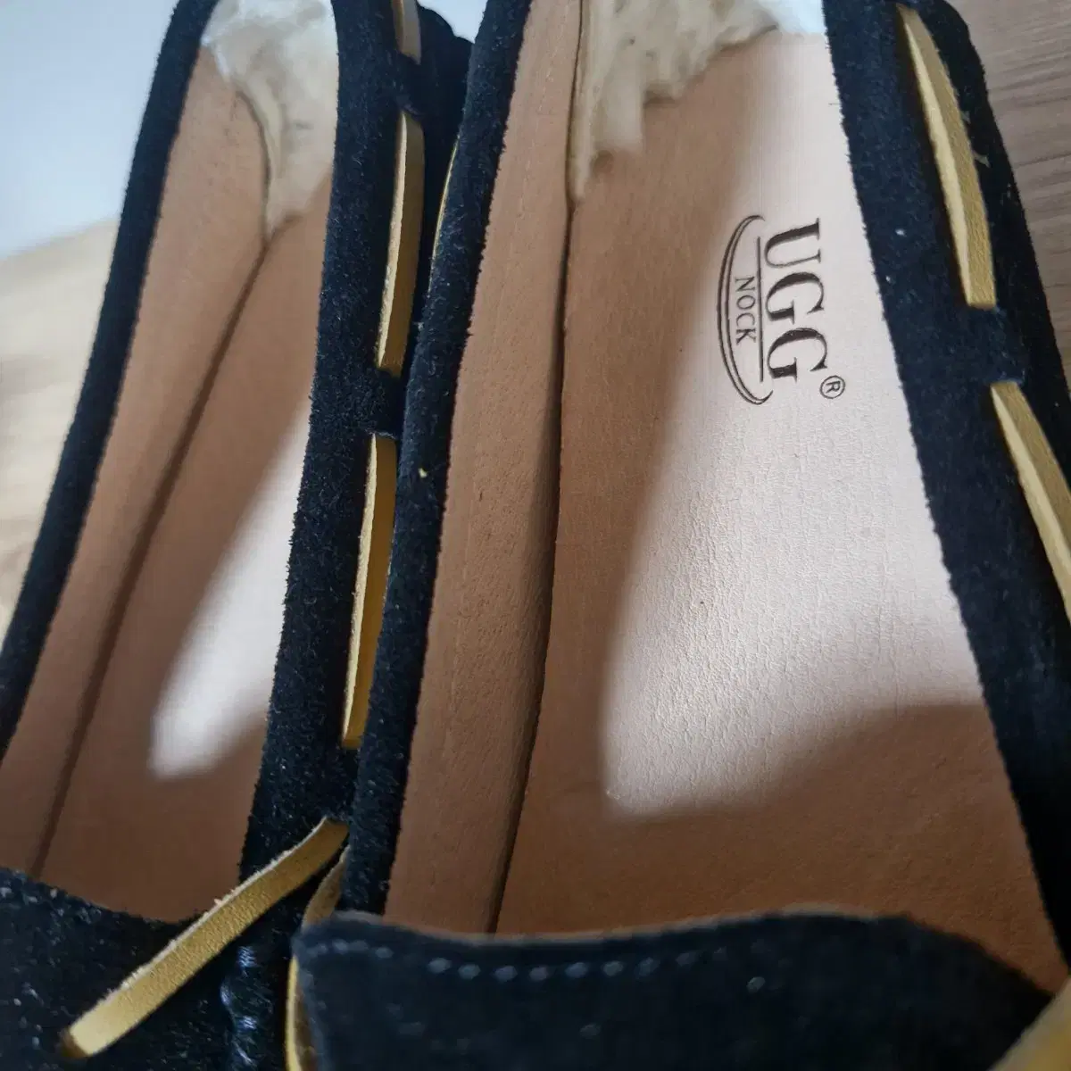 호주 어그 UGG NOCK 모카신 블랙 새상품 245mm