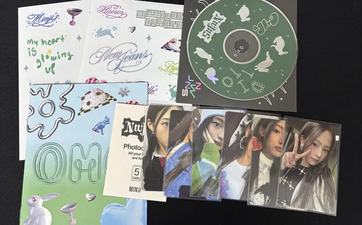 뉴진스 민지앨범 구성 cd, 포카, 가사, 스티커