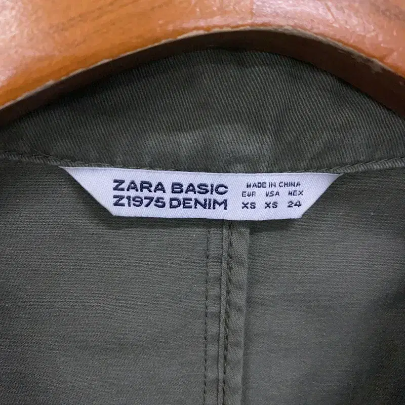 자라 ZARA 캐쥬얼 카키 야상 자켓 90 K06659