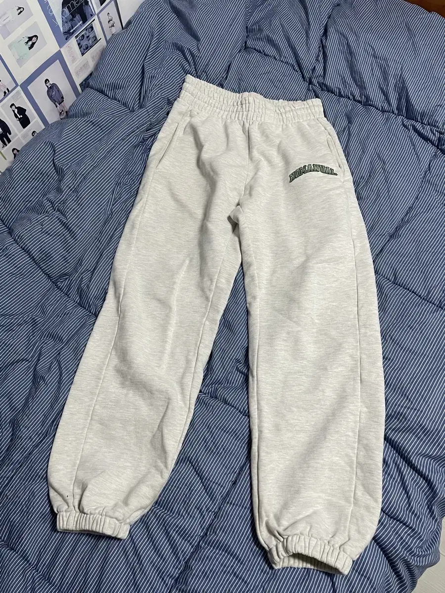 노매뉴얼 3T ARCH LOGO SWEATPANTS