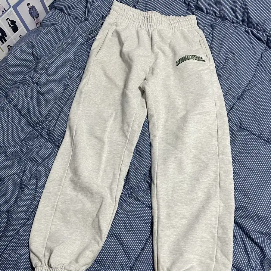 노매뉴얼 3T ARCH LOGO SWEATPANTS