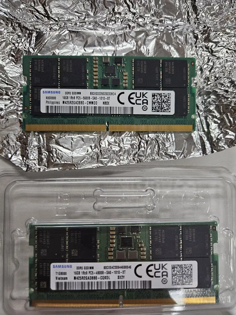 노트북용 램 ddr5 16gb 2개 팝니다