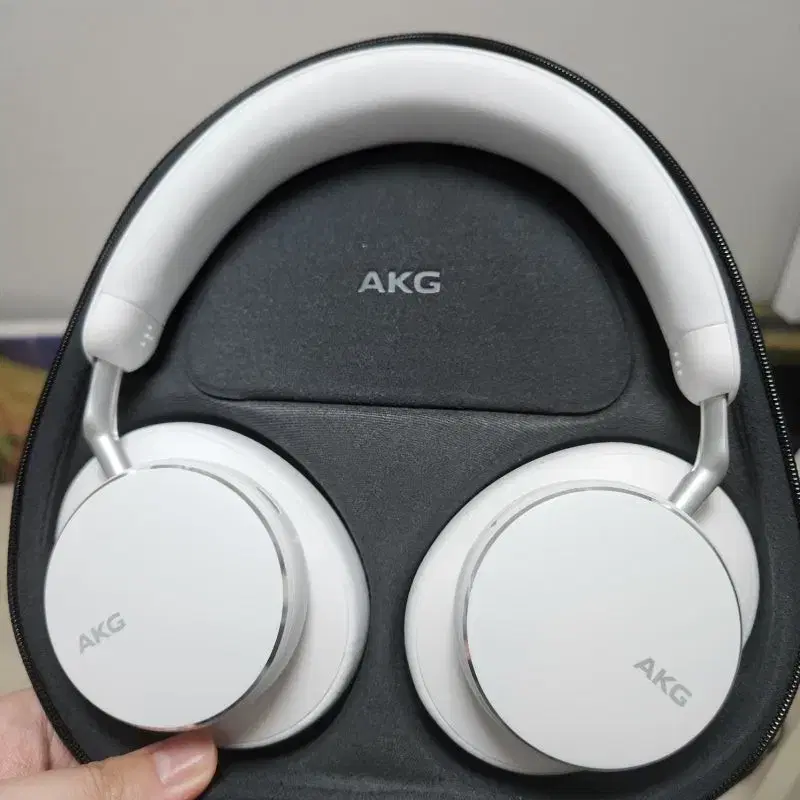 AKG N9 하이브리드무선 헤드폰 화이트 새상품급