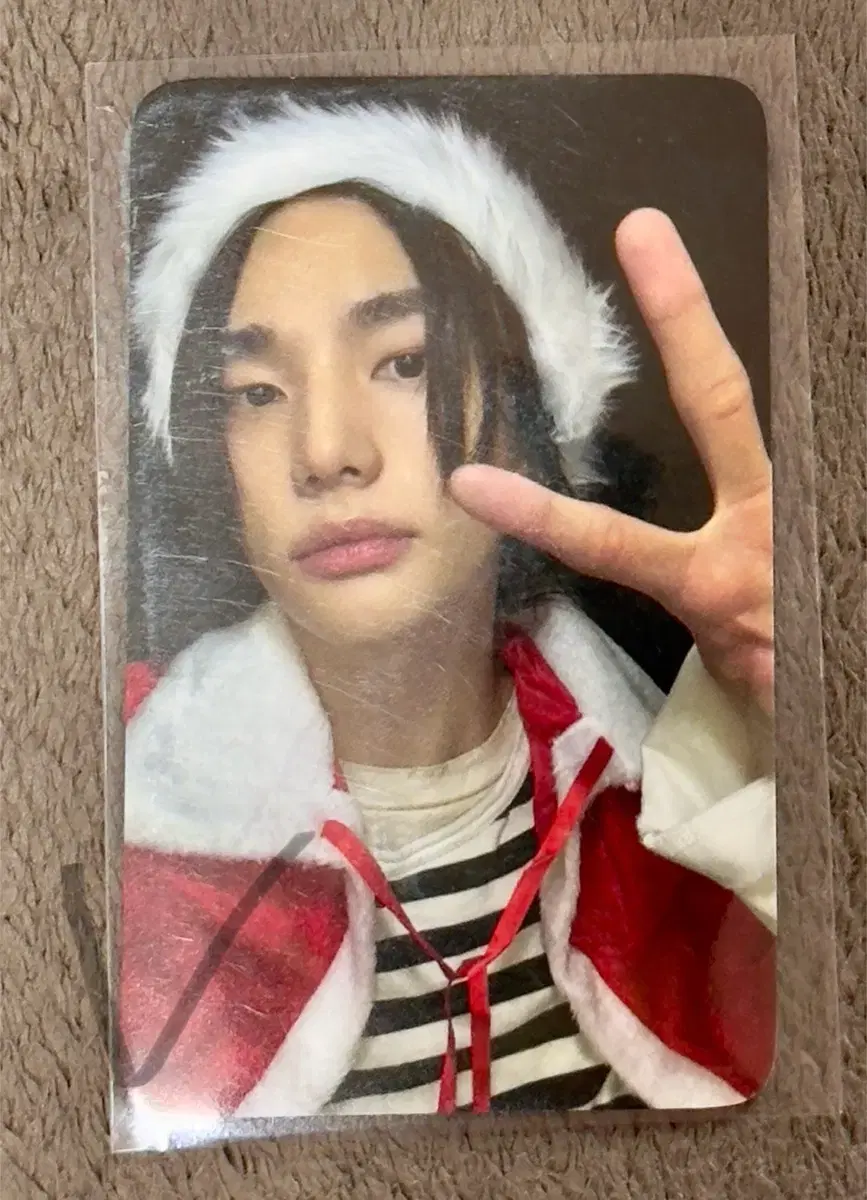 skz sum pop up santa photocard hyunjin