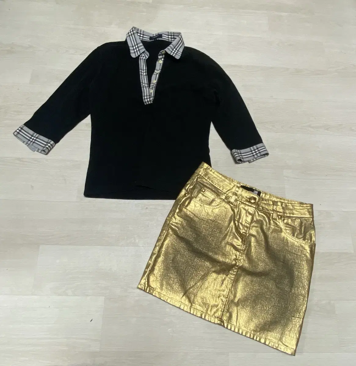 Moschino gold color coated mini skirts