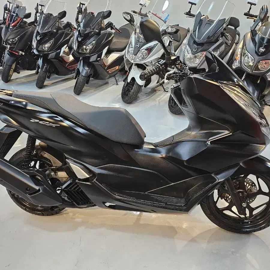 혼다 PCX125ABS 21년식 판매합니다