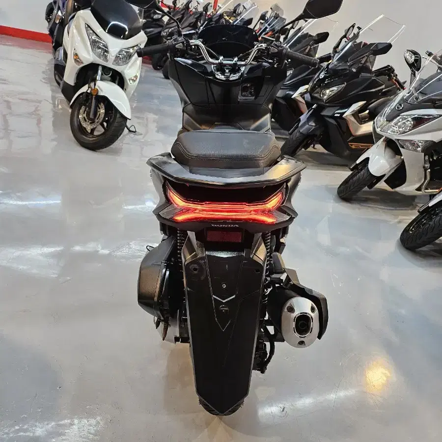 혼다 PCX125ABS 21년식 판매합니다