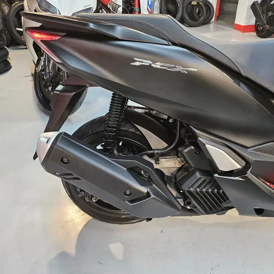 혼다 PCX125ABS 21년식 판매합니다