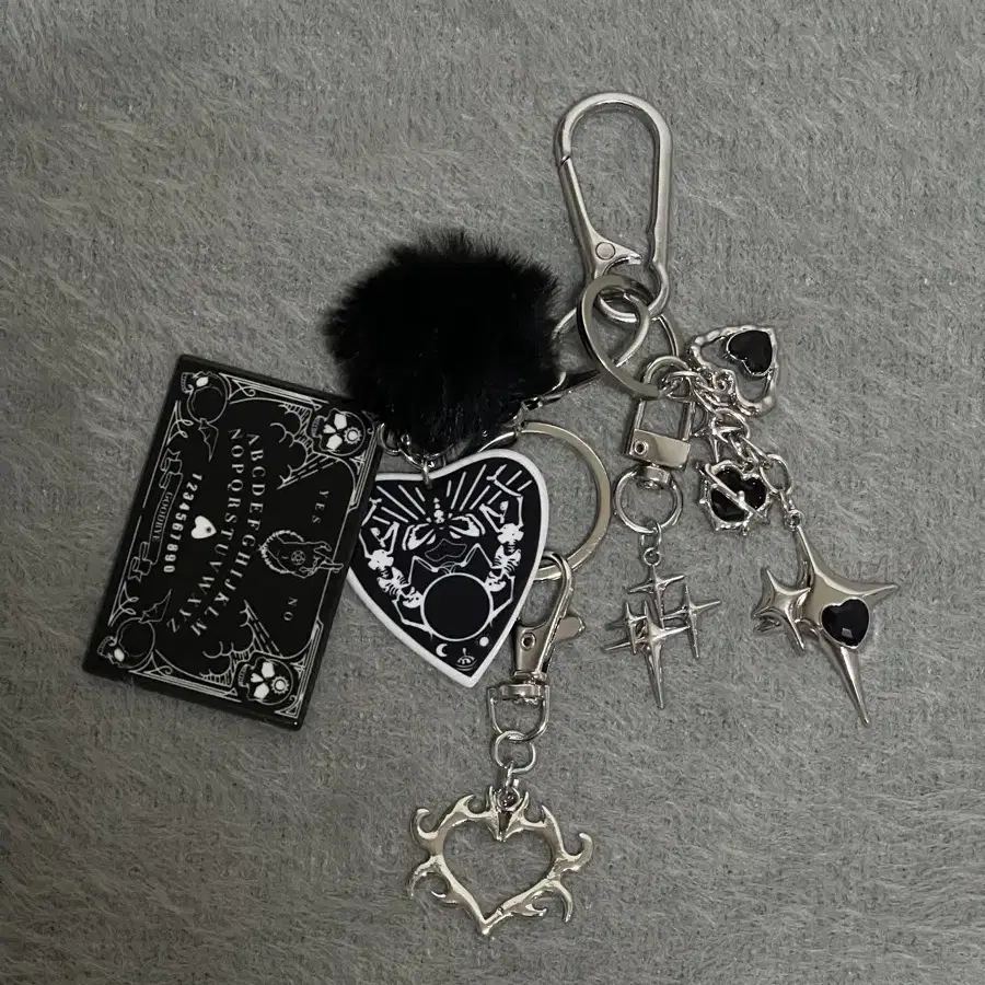 Black  /  Black & White keyring