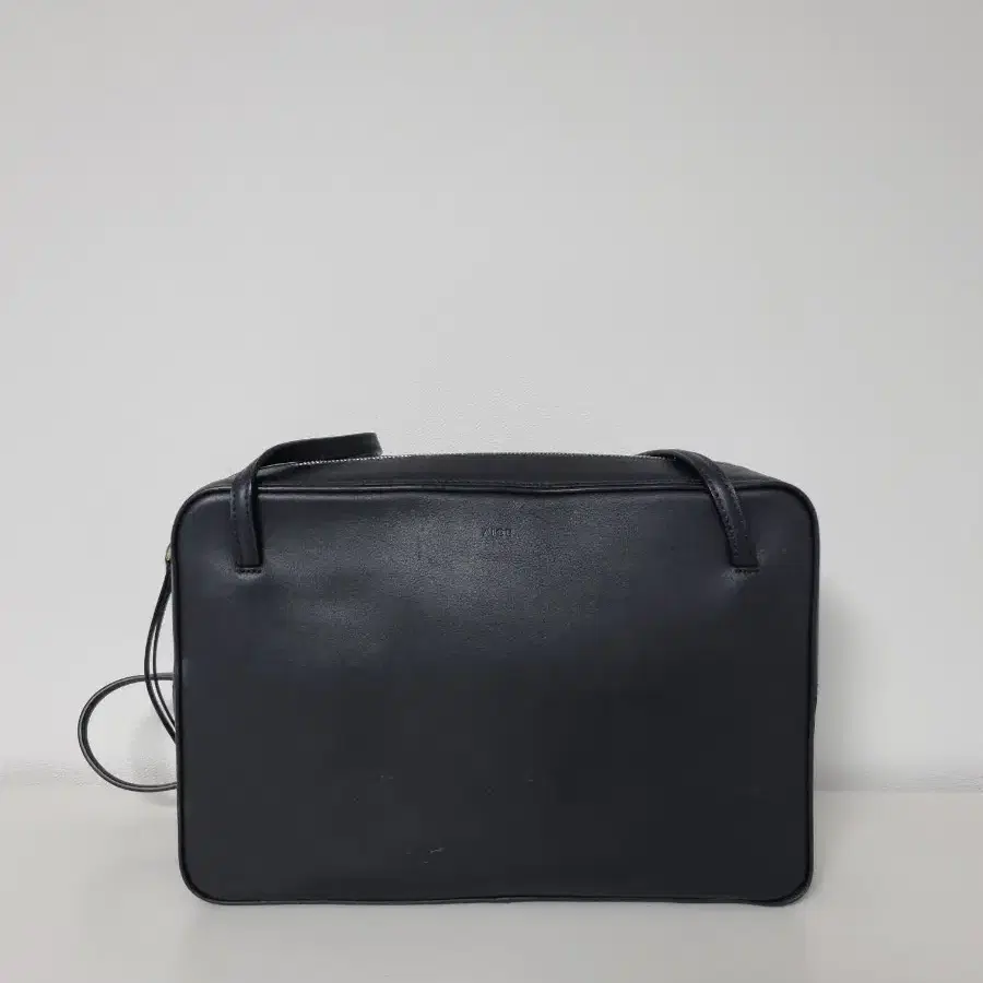 AIOU 가방 (slim bag)