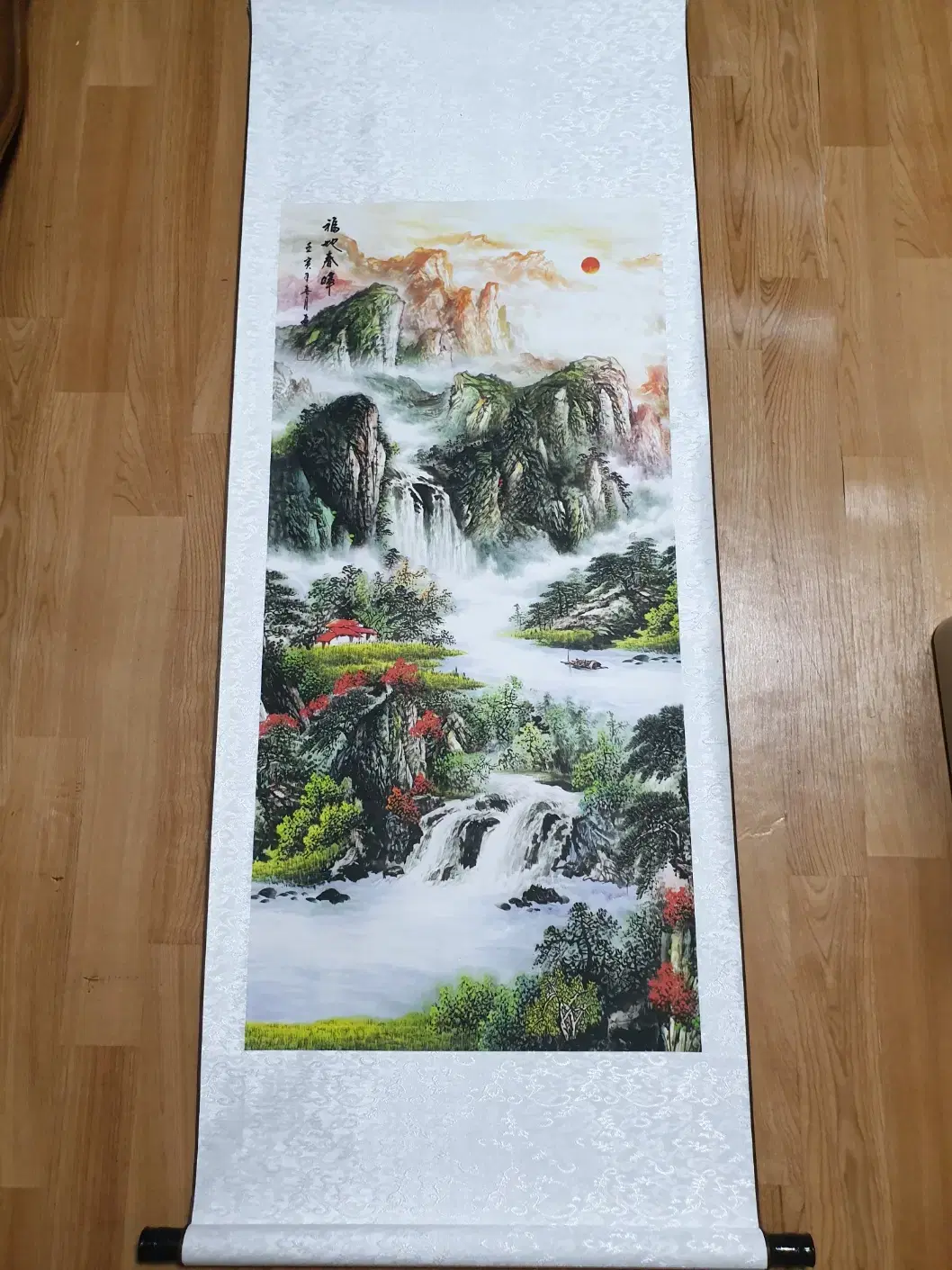 San Sumun Silk Hanging Scroll 55cm x 120cm Discounted