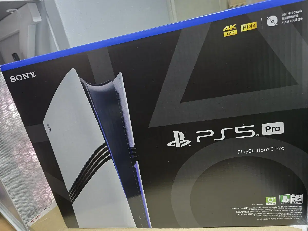 플레이스테이션5 Pro (PS5 Pro) 판매합니다.