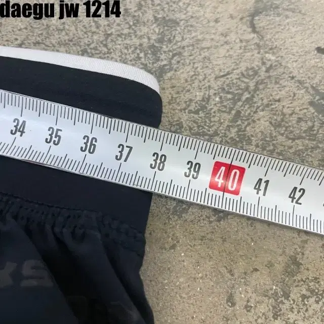 XL UNDER ARMOUR PANTS 언더아머 바지