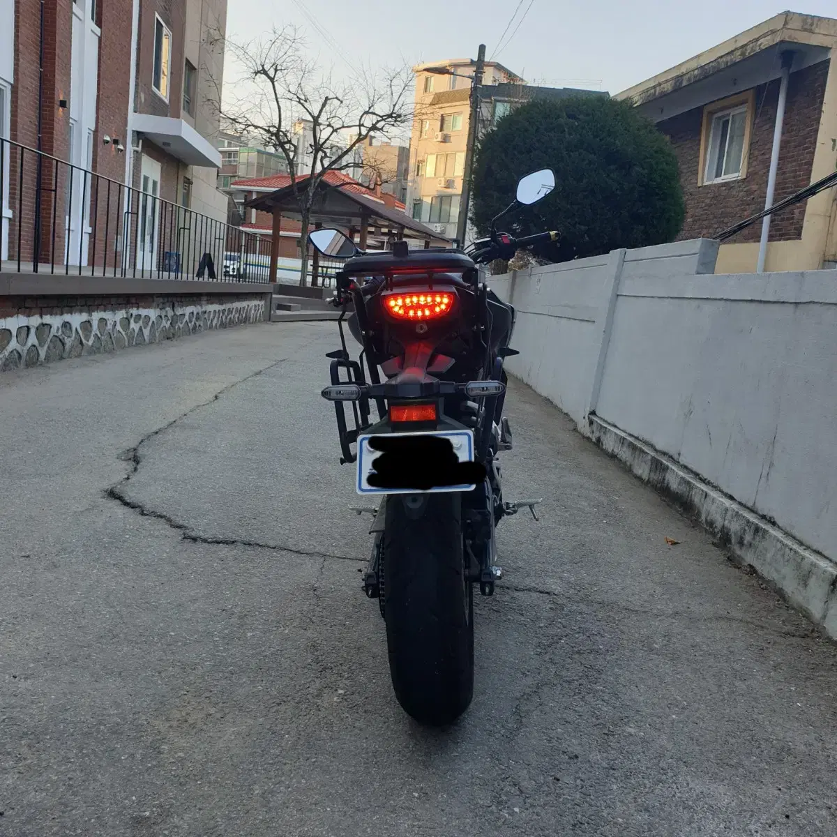 혼다 cb125r 19년식 적은 키로수