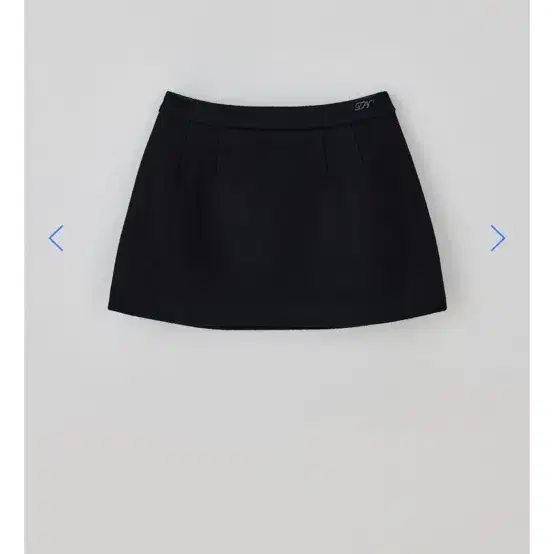 구해요) 타낫 셀린 미니 스커트 블랙 selene mini skirt S