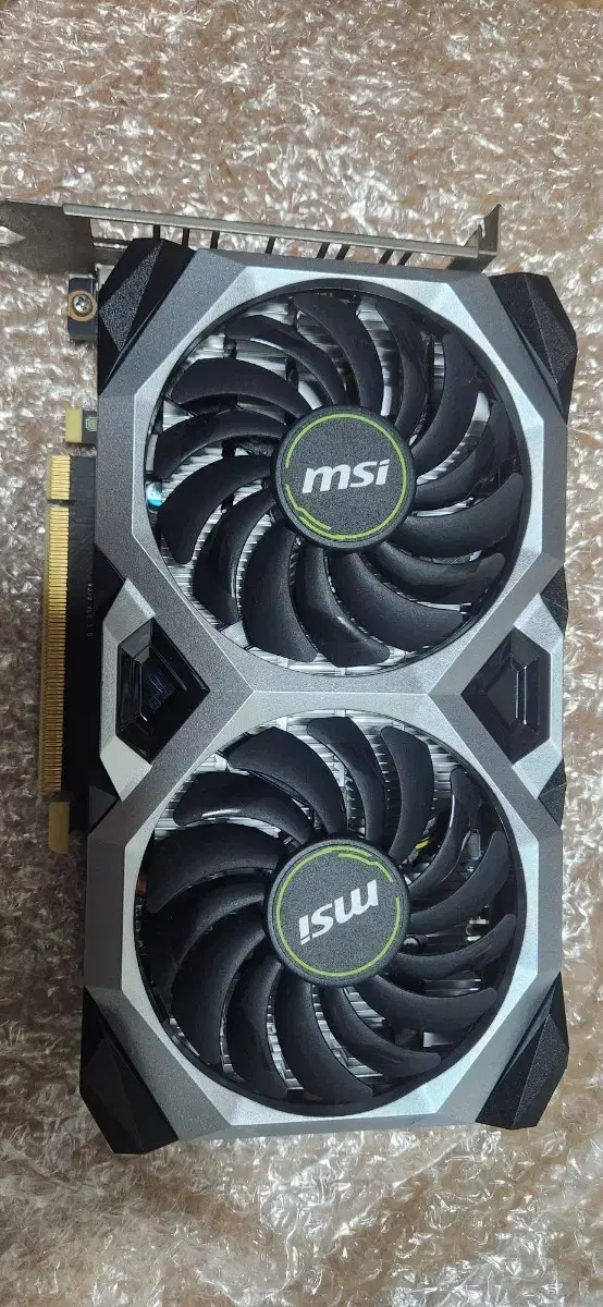 그래픽카드 GTX 1660 6GB