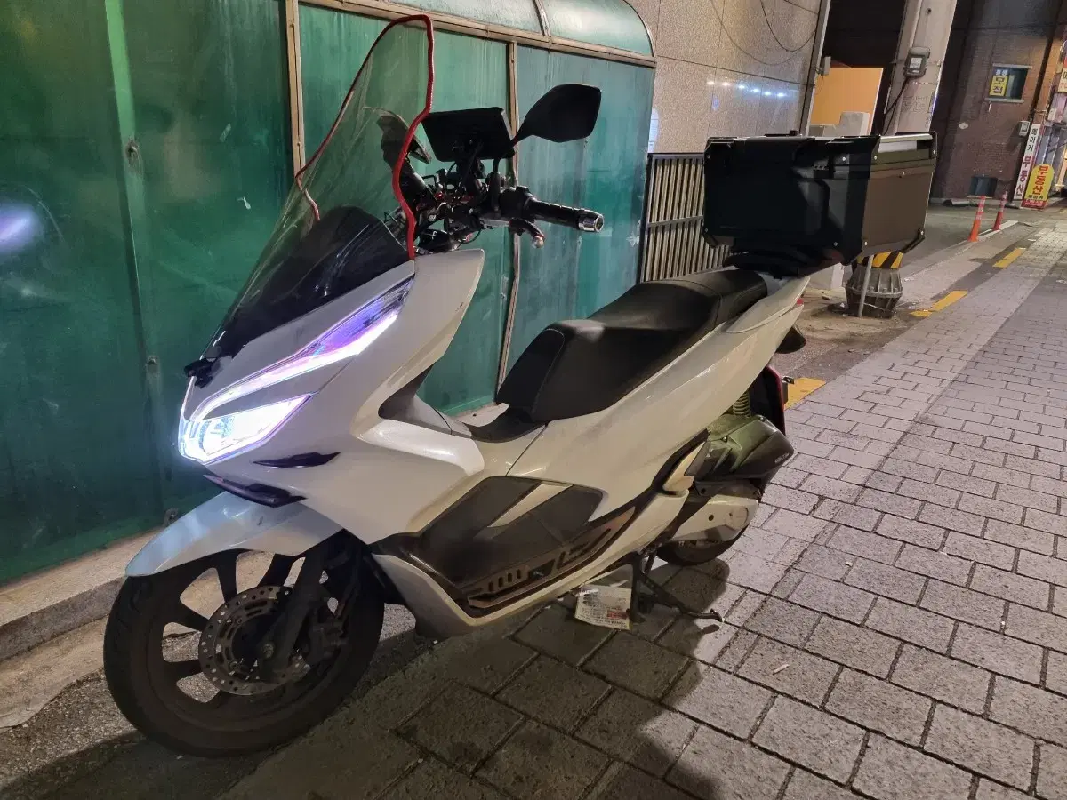 pcx125팝니다.