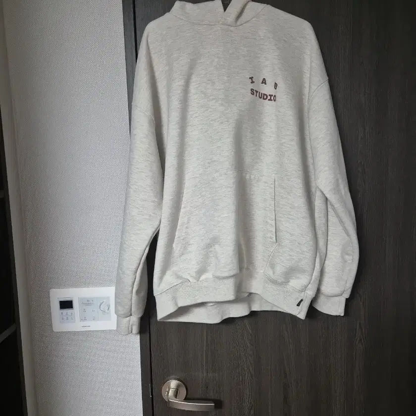 ★人気★【IAB Studio】★Hoodi.e Oatmeal Burgundy★正規品★ ☆人気☆【IAB Studio】☆Hoodi.e Oatmeal Burgundy☆正規品