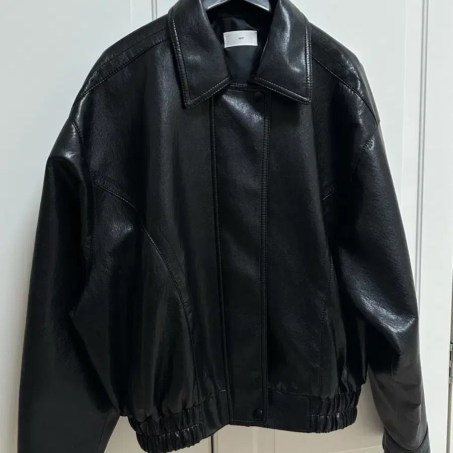 어그스트 vintage leather blouson jacket