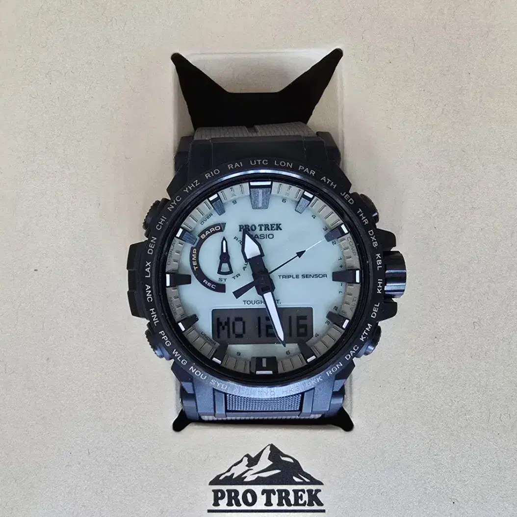 프로트렉 PROTREK 플루메 PRW-61LD 팝니다