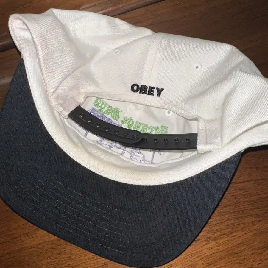 OBEY 오베이 모자