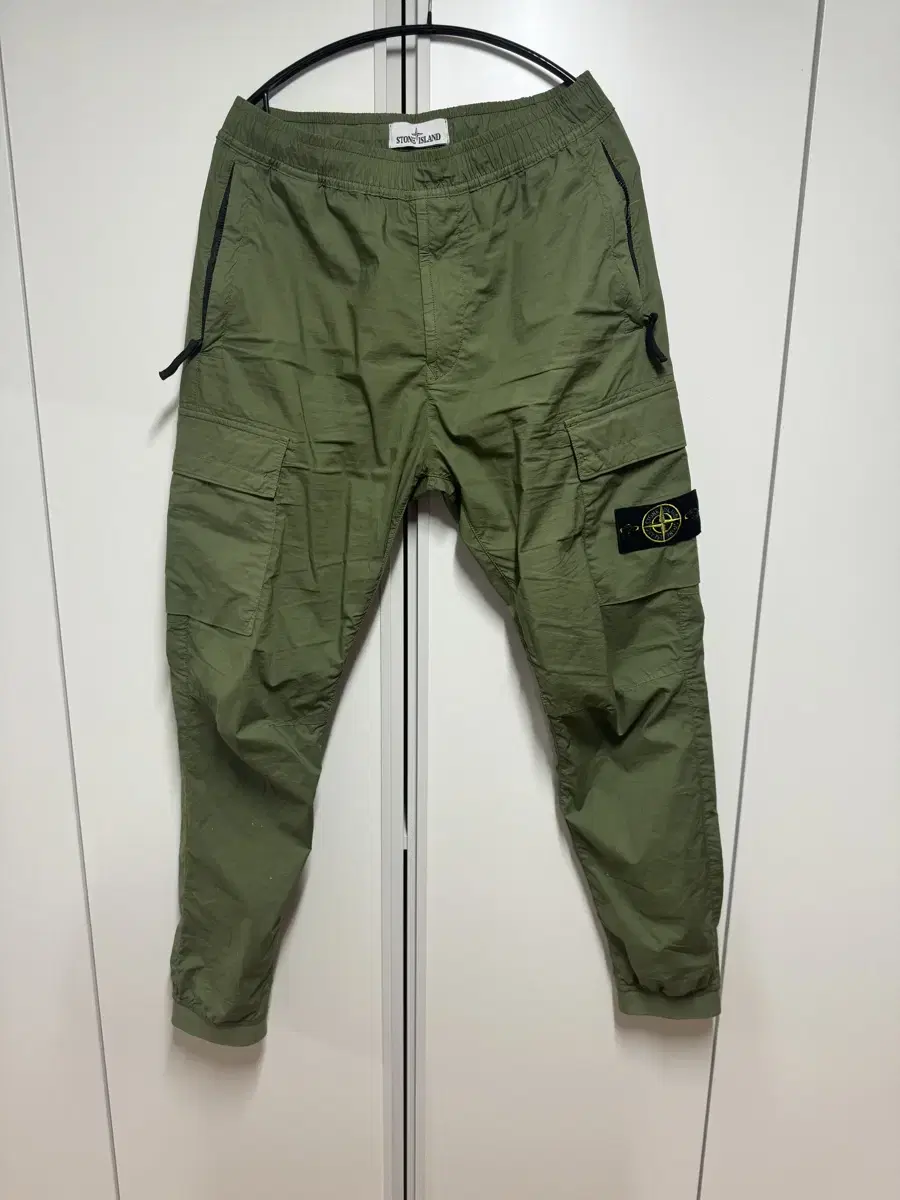 Stone Island Jogger Pants 22s Olive Green