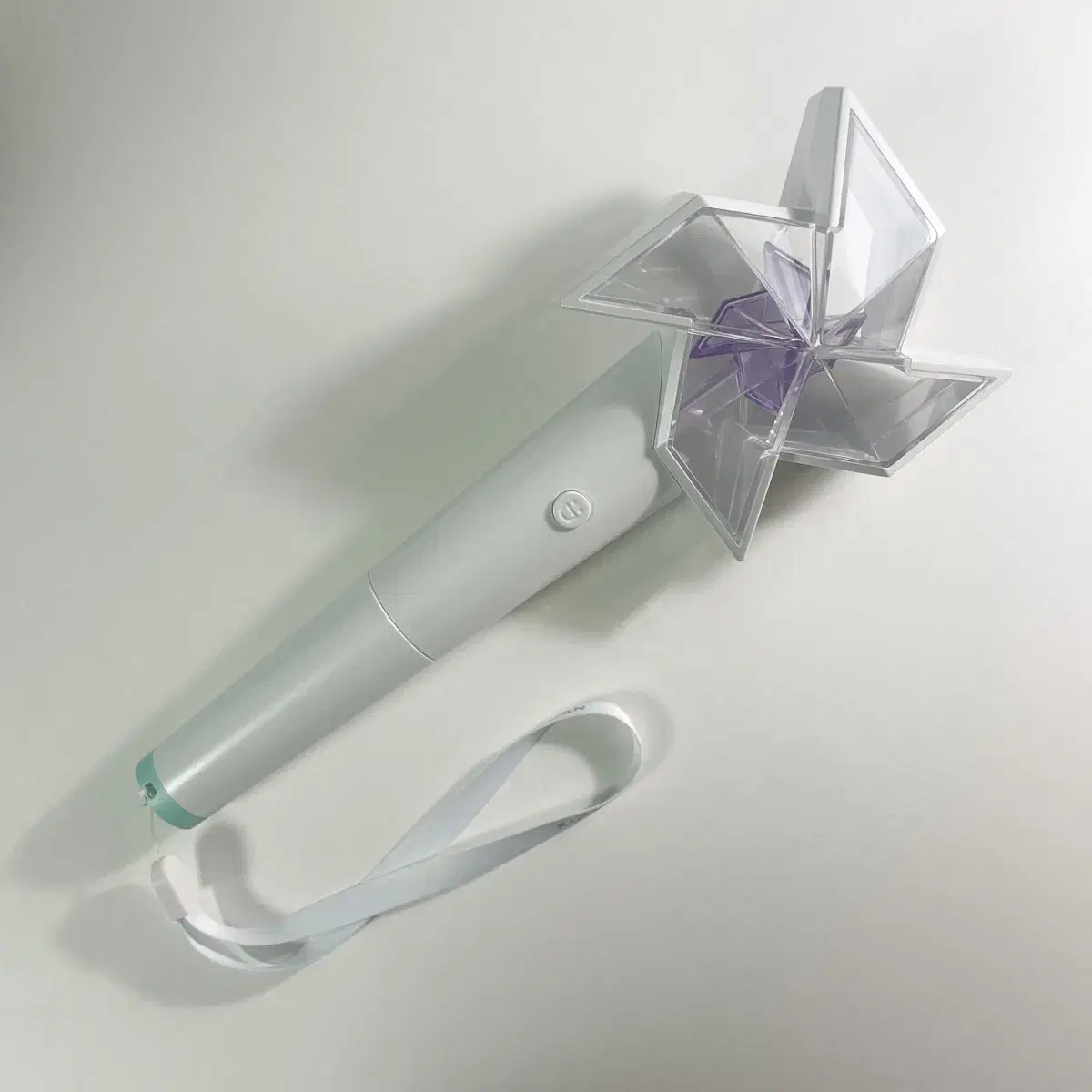 Jaehwan Kim lightstick Windbong