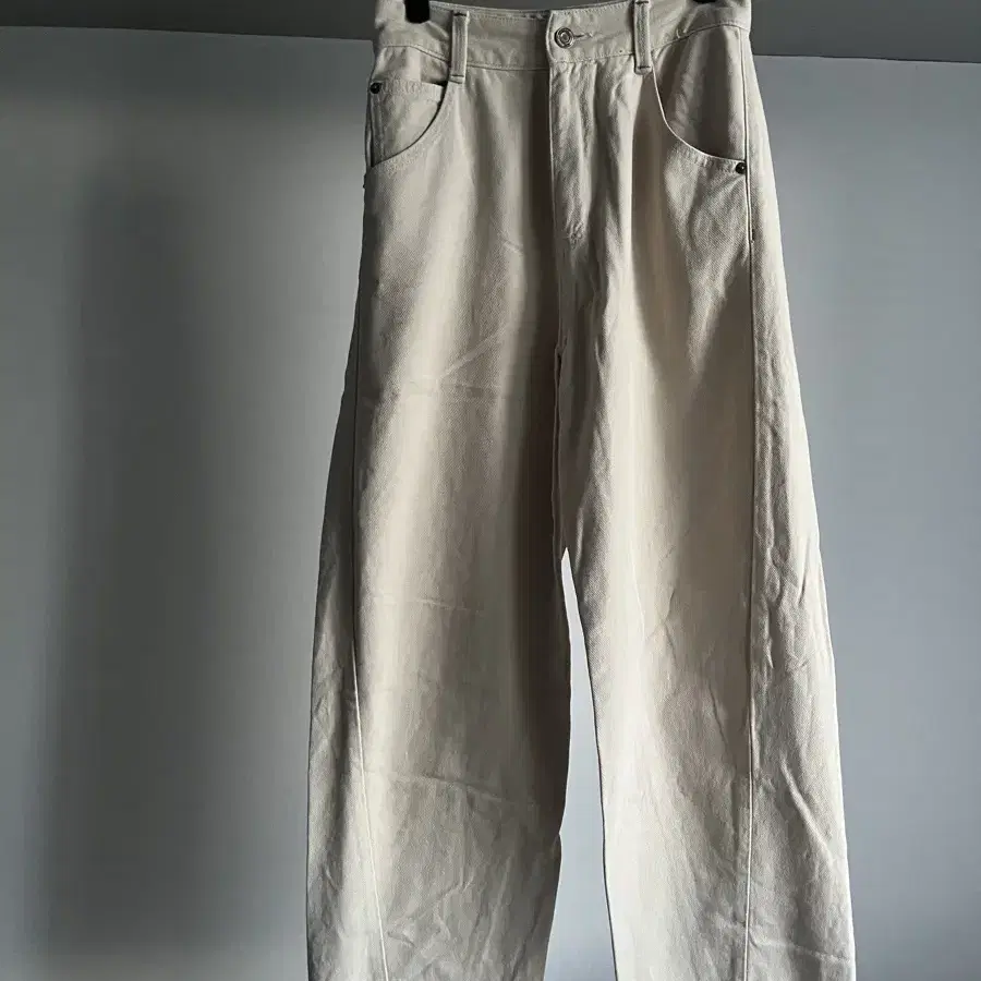 Beaker softtwill wide pants beige 비이커팬츠