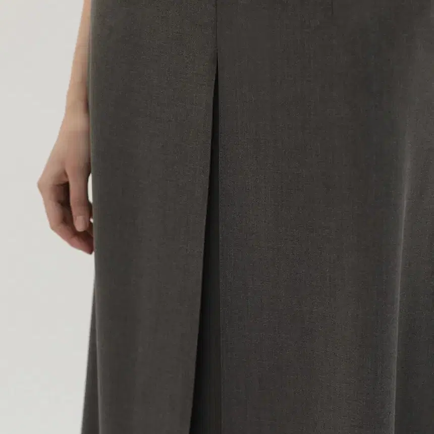 르바 A-Line Maxi Skirt - Charcoal