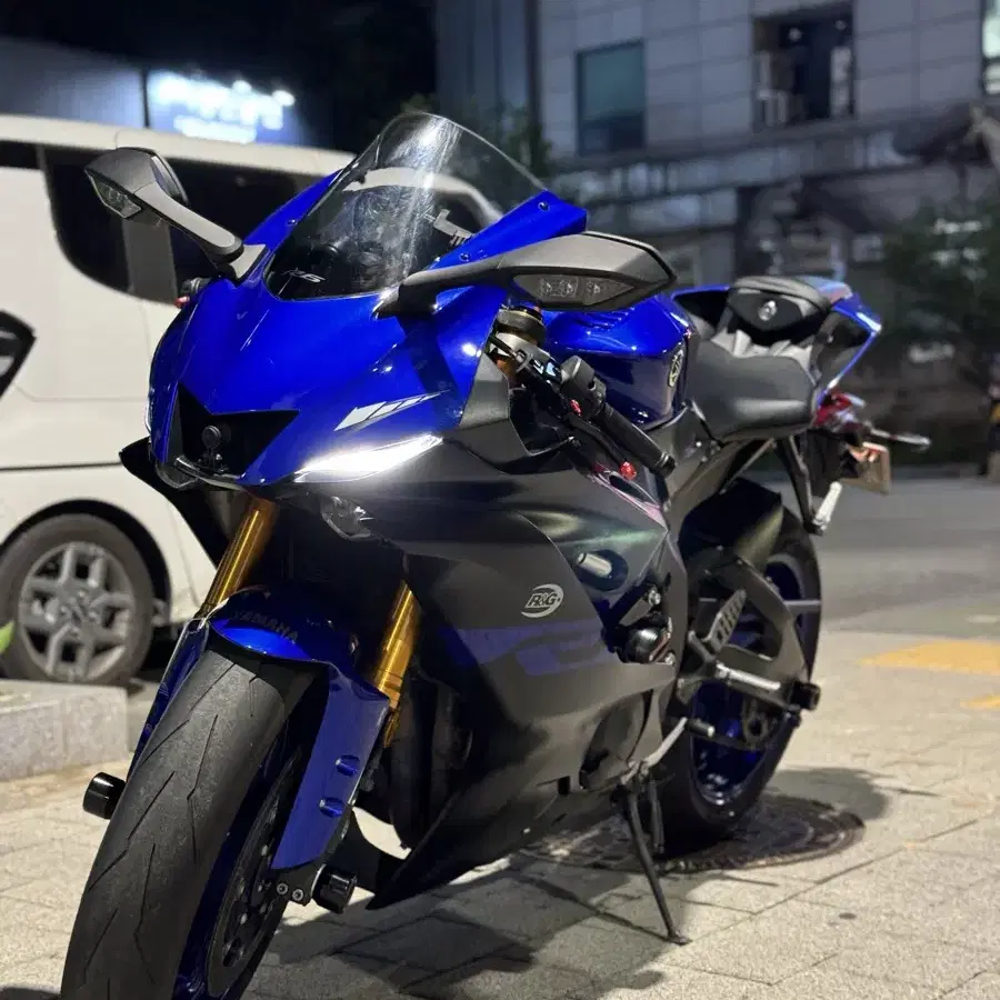 야마하 YZF-R6 아크라포빅 풀배기 구변완