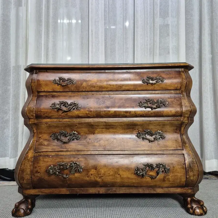 19thC Dutch style walnut chest of four