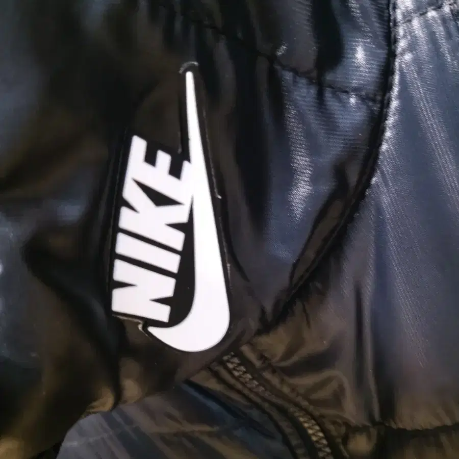 NIKE 나이키 (정품) 경량 패딩잠바  M