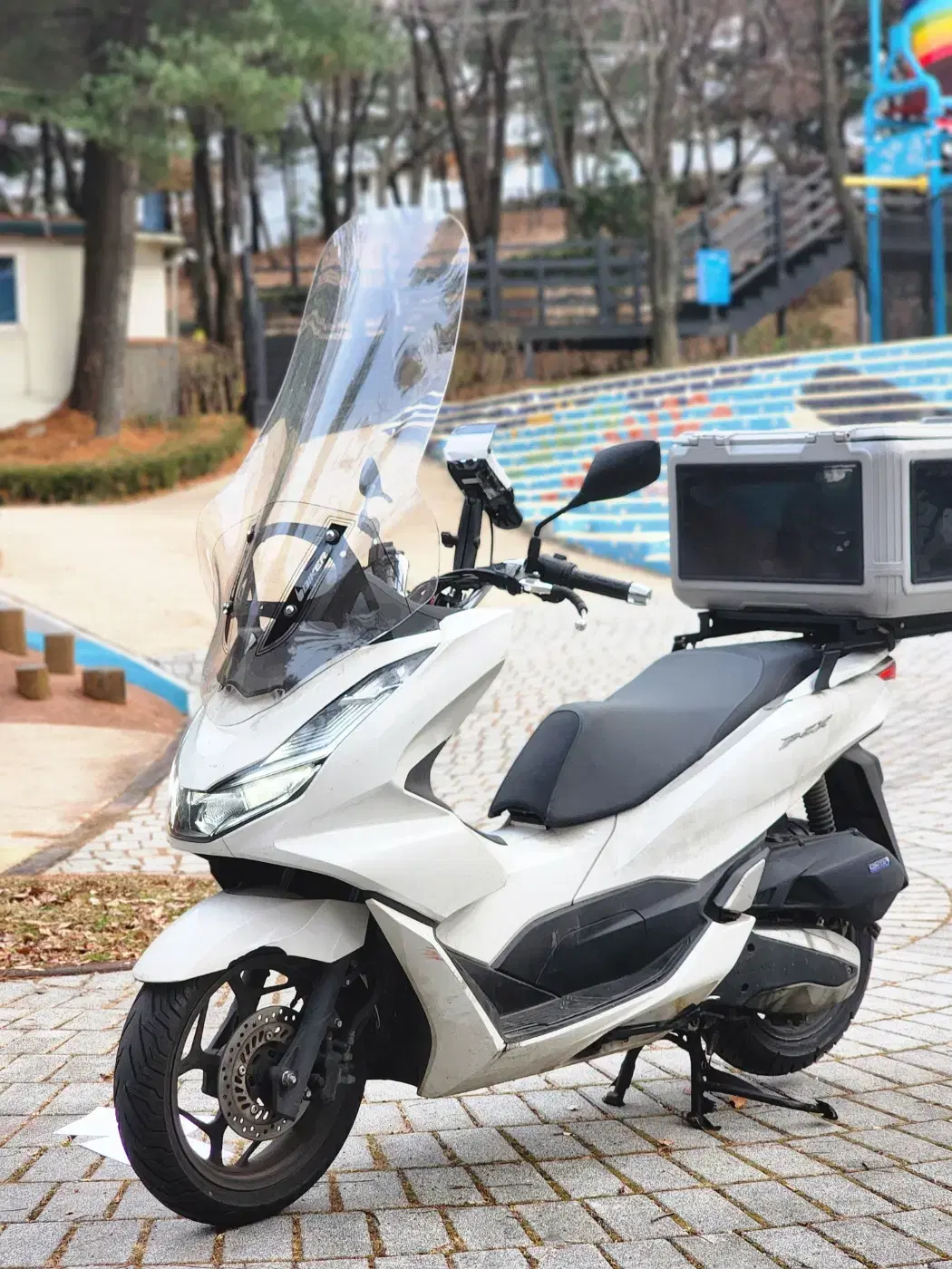 22년식 PCX125 화이트 배달세팅