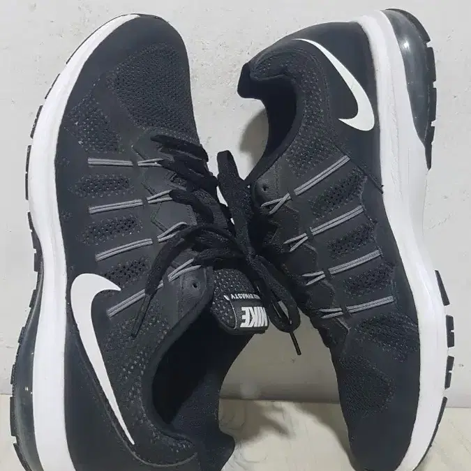 택포 270/275 A급 NIKE AIR-MAX 정품 경량 왕쿠션 운동화