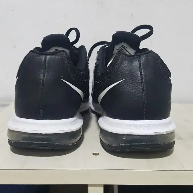 택포 270/275 A급 NIKE AIR-MAX 정품 경량 왕쿠션 운동화